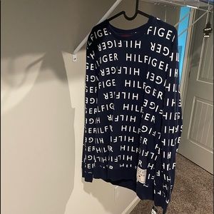 New With Tag Tommy Hilfiger light Sweater Large.